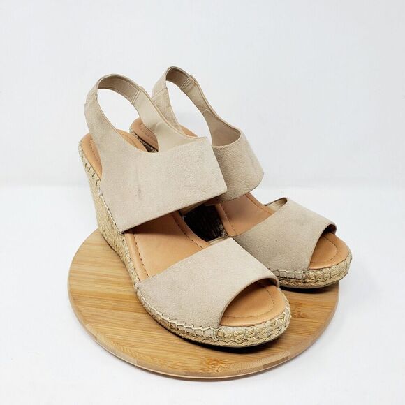 Steve Madden Womens 11 Wedge Sandals Platform Beige Suede Strappy Shoes Resort - Picture 2 of 9